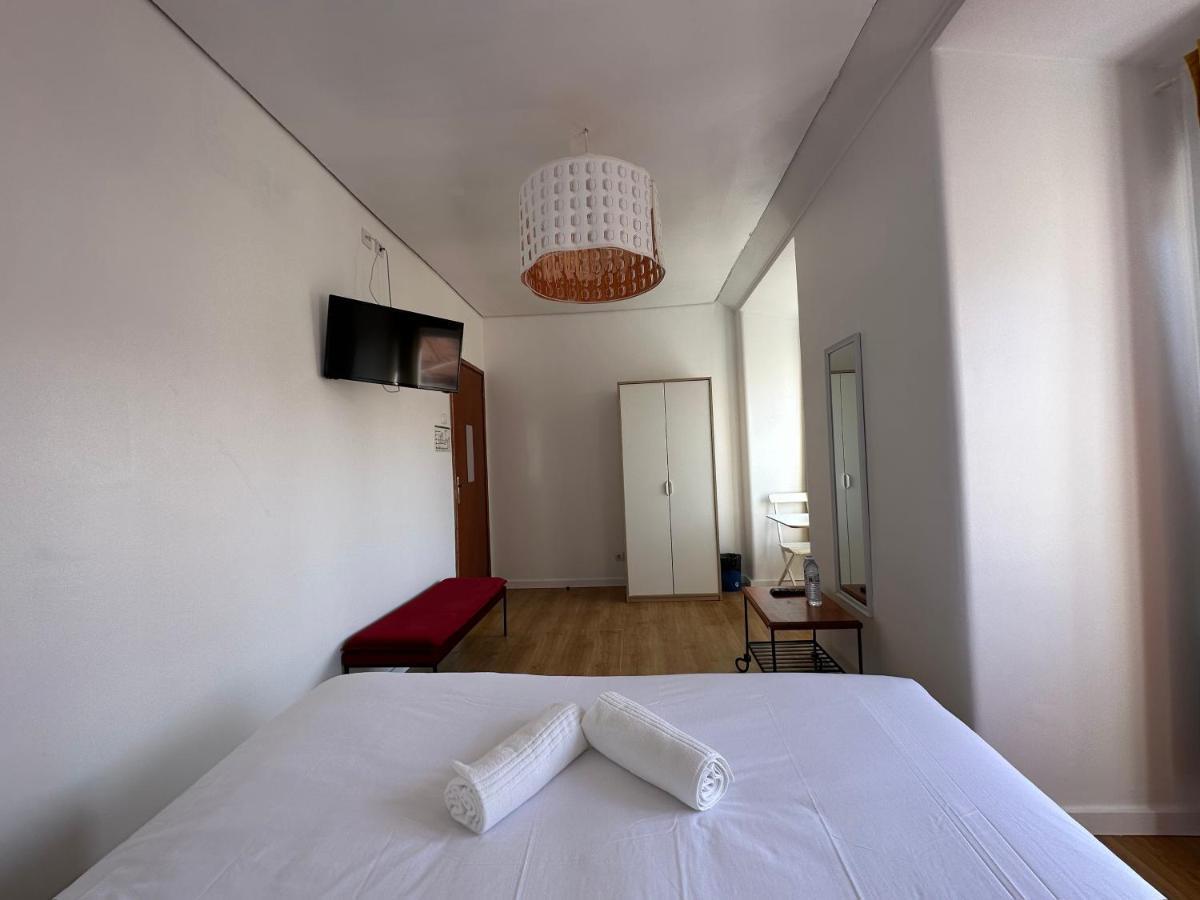 Albergue Vistas De *